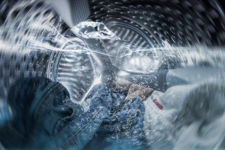 Internal-view-of-a-washing-machine-drum-during-wash-768x512.jpg