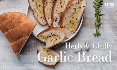 Herb & Chilly Garlic Bread in Microwave