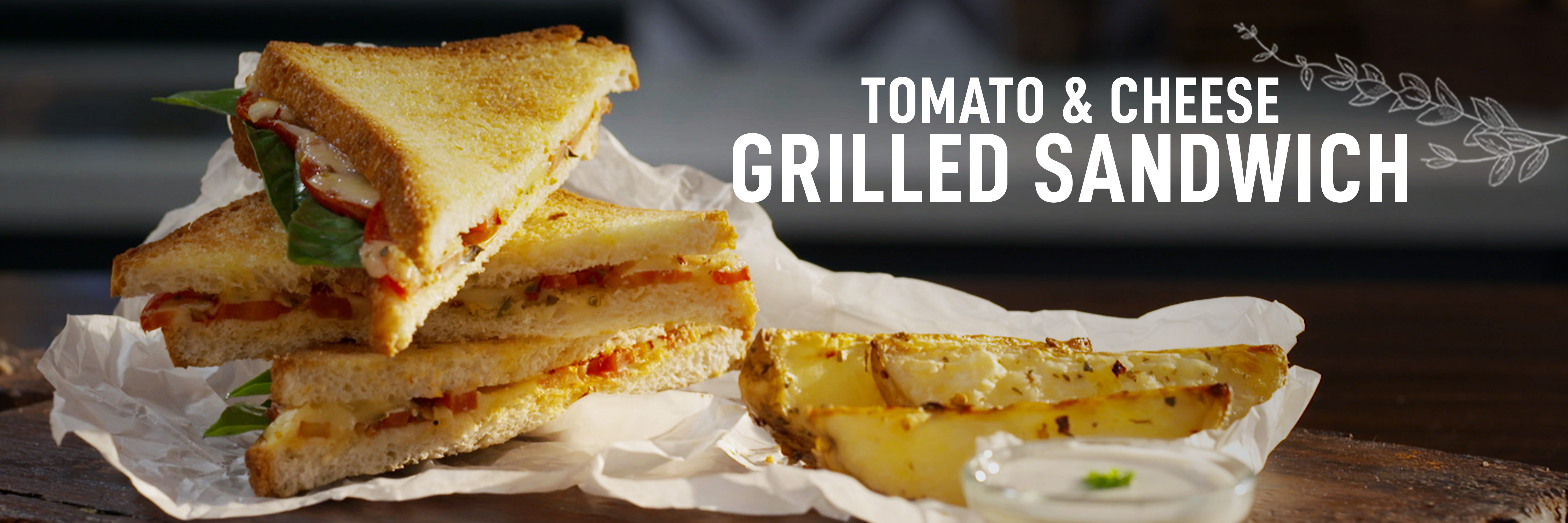 Tomato & Cheese Grilled Sandwich in Microwave
